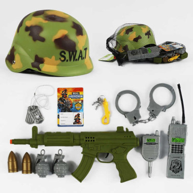 Военный набор 88364 (60/2) каска, аксессуары, в сетке