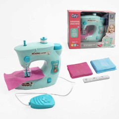 Швейная машинка 7984 B (60/2) на батарейках, шьет, подсветка, нити, ткань, сантиметр, инструкция, в коробке